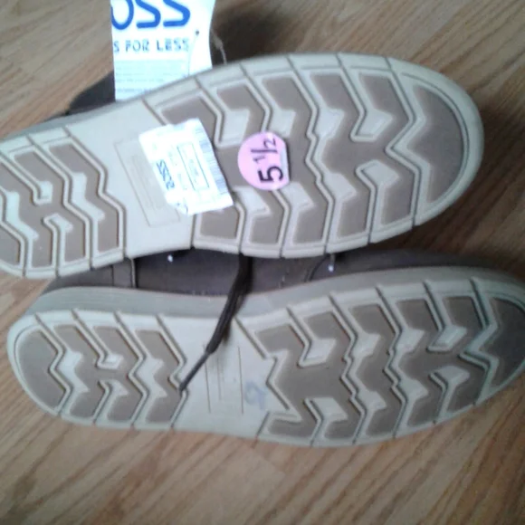 NWT Cliffs Brown High top Boots - Picture 9 of 9